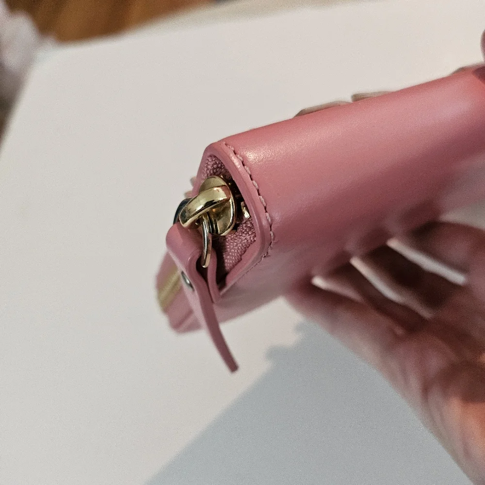 Kate Spade pink hedgehog zippy wallet EUC - Picture 5 of 15